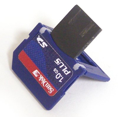 2005-01-08-sandisk-sd-combo-folded.jpg